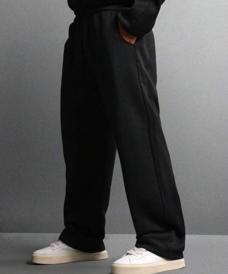 فلاينوف بنطال رياضي رجالي أسود سادة عالي الكثافة محبوك بقصة مريحة مع رباط - Image 2